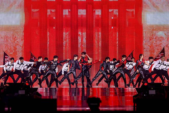 "무대 부쉈다"..스키즈, 줏대있게 성장→고척돔 입성..신보 '樂-STAR' 공개까지[종합]