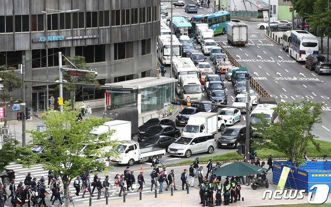 평일 평균 시속 17.5㎞…서울 시내 교통체증 가장 극심한 도로는?