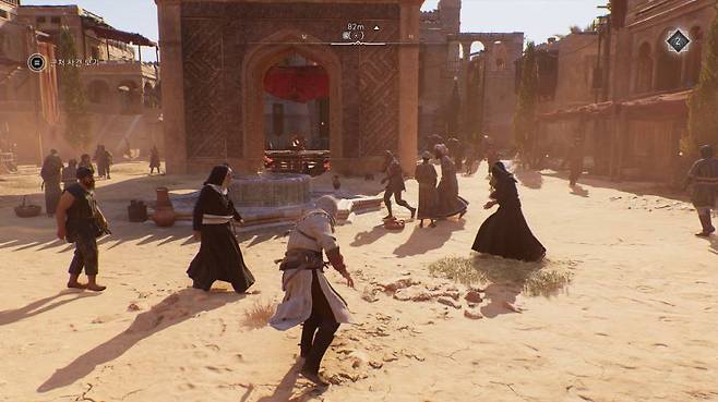 동서양의 복장을 모두 볼 수 있는 바그다드의 모습