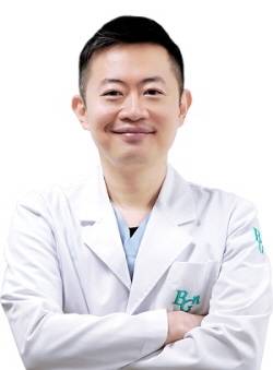 BGN밝은눈안과 롯데타워 송윤중 원장