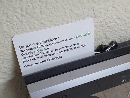 홍익대에서 발견된 마약광고 의심 카드 [홍익대 에브리타임 캡처. 재판매 및 DB금지]