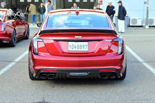 캐딜락, CT5-V 블랙윙
