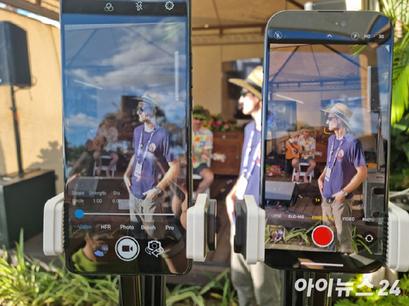 왼쪽부터 퀄컴 모바일 프로세서(AP) 스냅드래곤8 3세대가 시범 탑재된 단말기와 비탑재 단말기 간 온디바이스 AI 기반 동영상 촬영 비교 이미지. [사진=안세준 기자]
