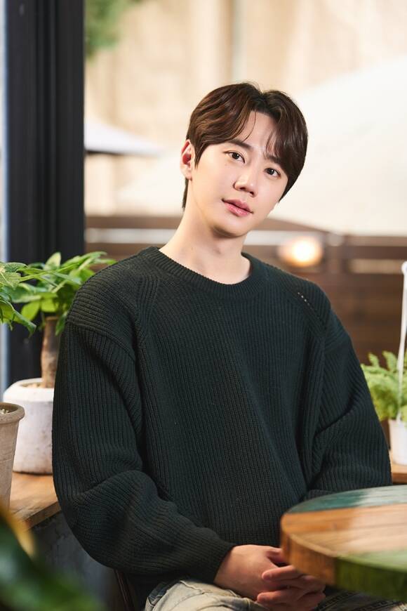 이준영은 자신이 연기한 한수강에 관해 "별개의 인격을 가진 다른 차원의 인물로 보고 접근했다"고 설명했다. /마인드마크