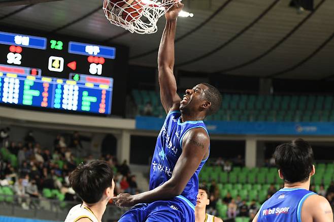 [서울=뉴시스]프로농구 한국가스공사 니콜슨. (사진=KBL 제공)