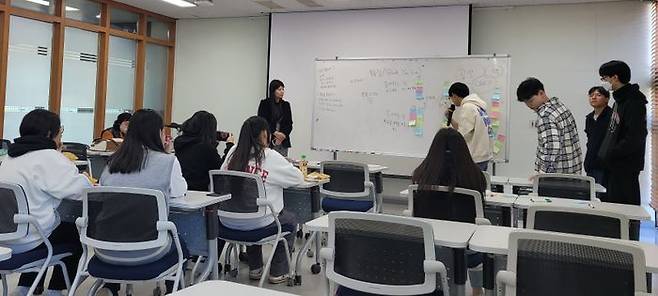 경기이룸학교 성장형 활동 모습. ⓒ경기도교육청 제공