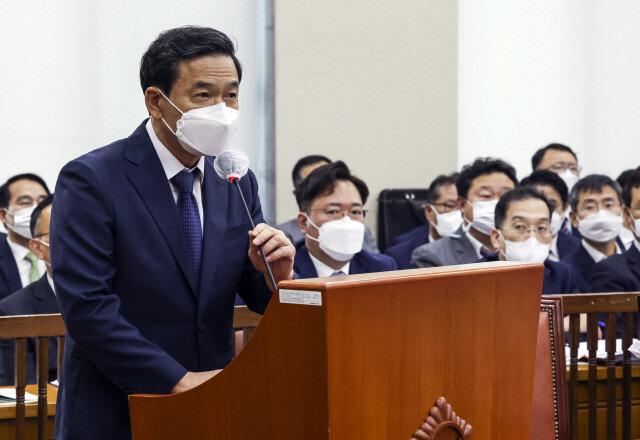 지난해 8월 국회 행정안전위원회 전체회의에 참석한 김순호 당시 행안부 경찰국장.  공동취재사진