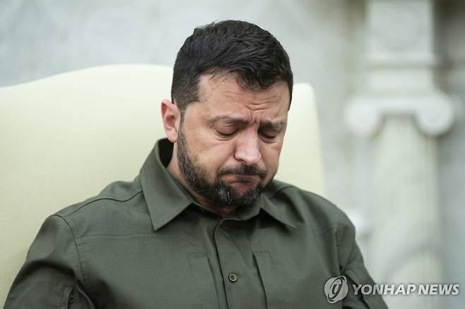 정세급변에 속타는 젤렌스키 [AP 연합뉴스 자료사진. 재판매 및 DB 금지]