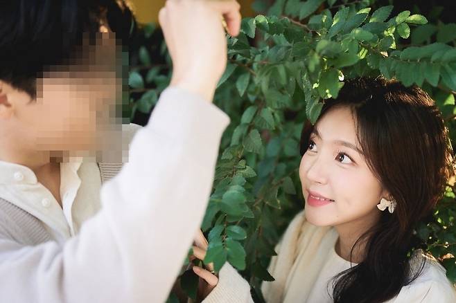 ▲ 라붐 해인 웨딩사진. 출처ㅣ해인 청첩장