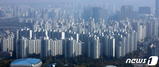 서울 강남구 무역센터에서 바라본 아파트 단지들. 2023,10.30/뉴스1 ⓒ News1 김진환 기자
