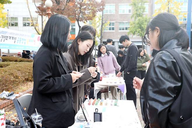 영남이공대, i-경영회계계열 공동창업 플리마켓 개최 *재판매 및 DB 금지