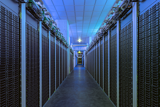 네이버 두 번째 자체 데이터센터 '각 세종' 서버실. ⓒ네이버