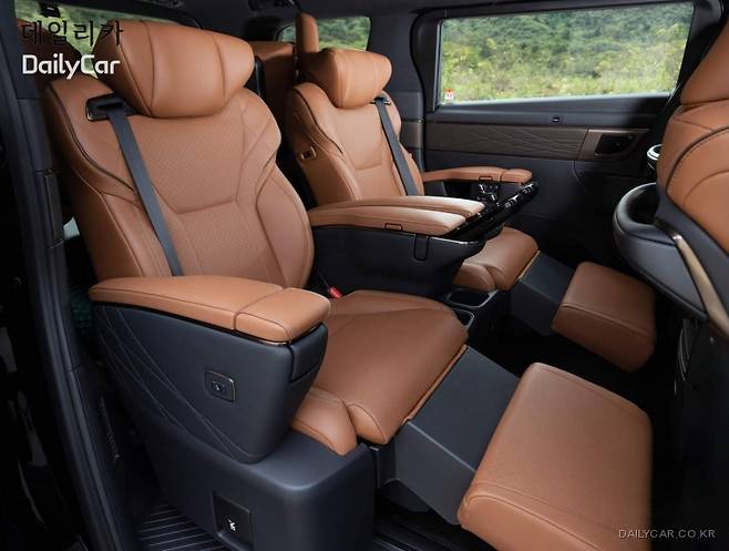 토요타, 알파드