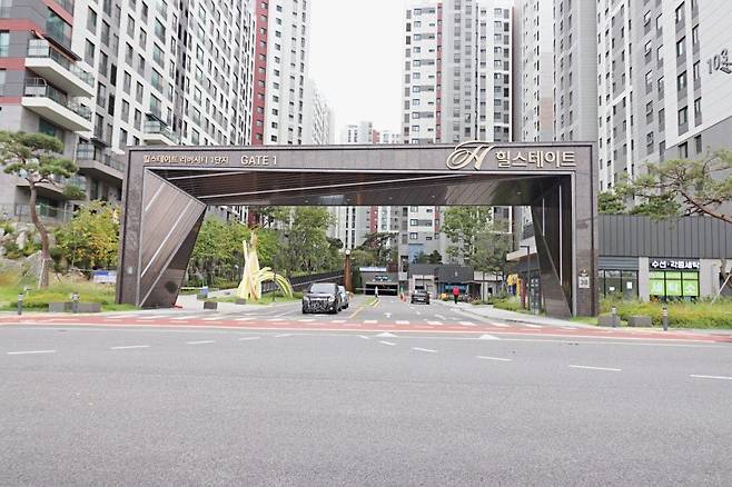 경기 김포시 고촌읍 한 아파트 단지 전경. /네이버 부동산 캡처