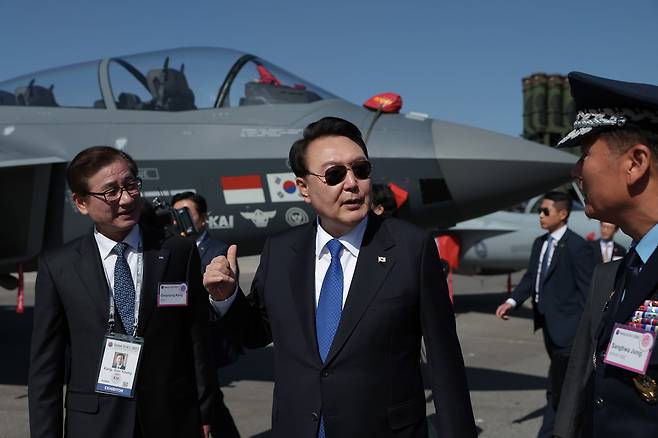 10월17일 ‘서울 아덱스 2023’ 개막식에 참석한 윤석열 대통령은 AI 디지털 기술을 강조했다. ⓒ대통령실 제공