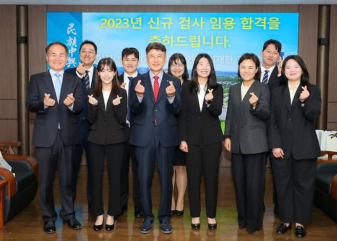 영남대 로스쿨이 2024년 신규 검사 선발에서 7명이 합격자를 배출했다.(사진제공-영남대)