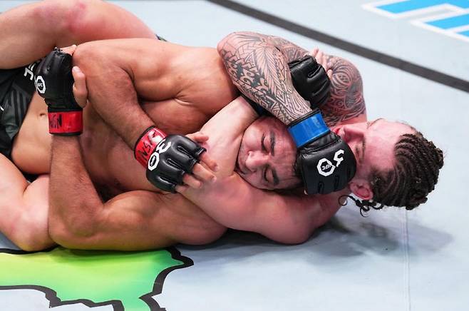 리어네이키드 초크가 주특기 기술은 브랜든 앨런. 사진=브랜든 앨런 SNS