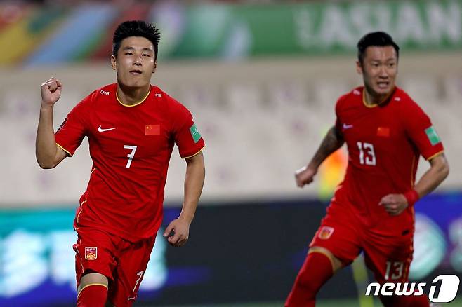 중국 대표팀의 우레이(왼쪽) ⓒ AFP=뉴스1