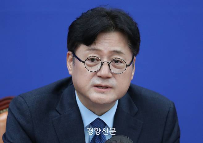 홍익표 더불어민주당 원내대표가 16일 국회에서 열린 정책조정회의에서 발언하고 있다. 박민규 선임기자