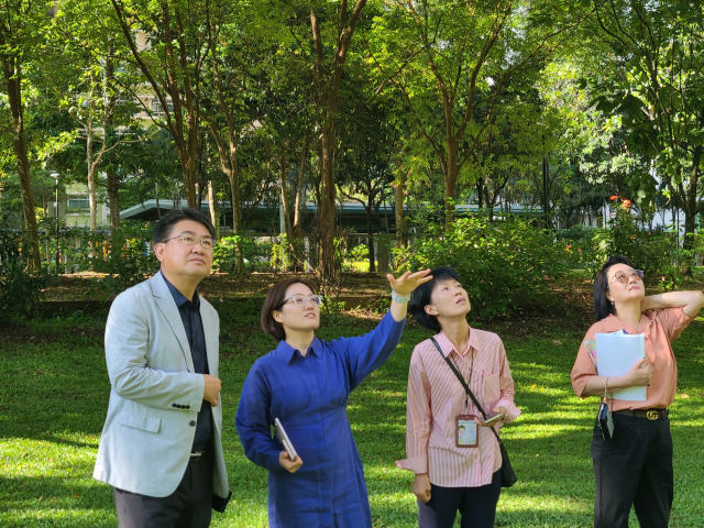 오승록 노원구청장이 싱가포르에서 도시개발 선진사례를 둘러보고 있다. 사진=노원구청