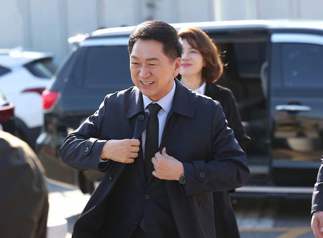 김기현 국민의힘 대표가 14일 경북 구미시 상모동 박정희 전 대통령 생가를 방문하고 있다. ⓒ연합뉴스
