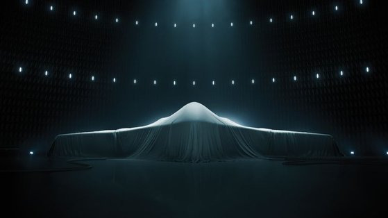 2015년 수퍼볼 당시 B-21 티저 광고. 노스럽그루먼