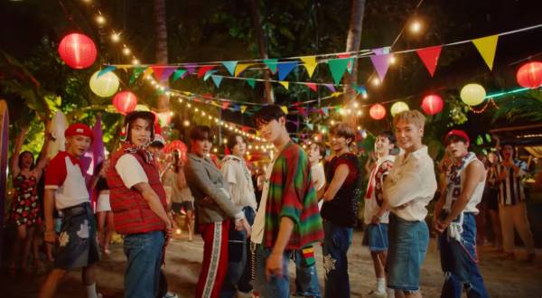 사진=더보이즈 '립글로스' 뮤직비디오 캡처