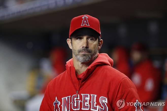 MLB 양키스 벤치코치에 선임된 아스머스 전 에인절스 감독  [AP=연합뉴스 자료사진]