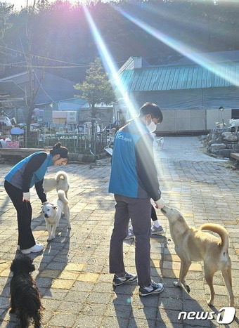 한국마사회 임직원 봉사단 엔젤스 봉사활동 모습(한국마사회 제공)