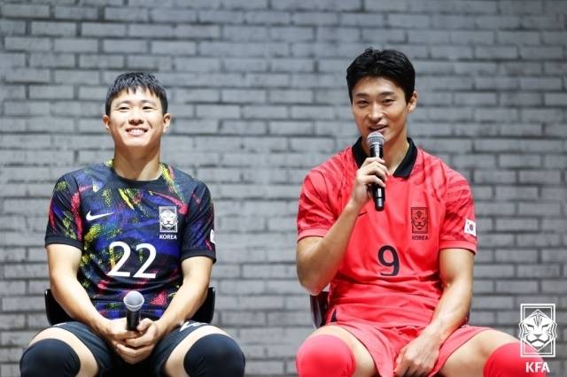 2022년 축구대표팀 유니폼 발표회(권창훈, 조규성)/대한축구협회