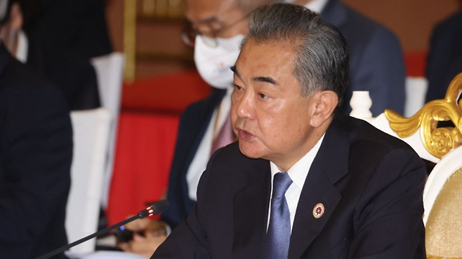 발언하는 왕이 중국 외교부장 [사진 = 연합뉴스]