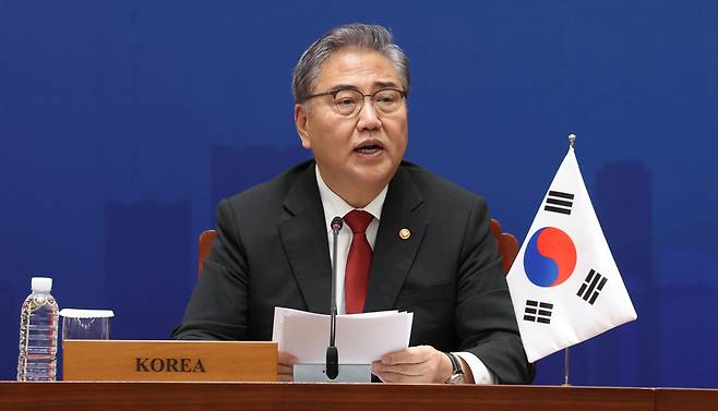 26일 오후 부산 해운대구 APEC누리마루에서 열린 한일중외교장관회의에서 박진 외교부 장관이 발언하고 있다. [연합]