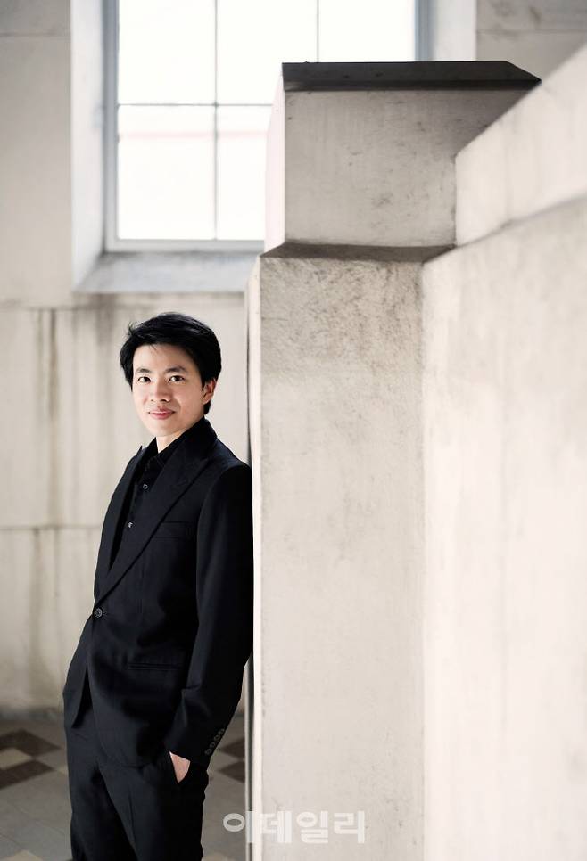 피아니스트 킷 암스트롱. (사진=마포문화재단)