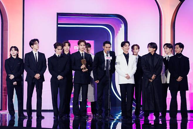 [서울=뉴시스] 'MAMA' 세븐틴. (사진 = 엠넷 제공) 2023.11.29. photo@newsis.com *재판매 및 DB 금지