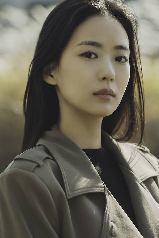 넷플릭스 드라마 ‘정신병동에도 아침이 와요’에서 민들레 역을 연기한 배우 이이담. 사진 고스트 스튜디오