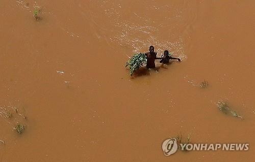 케냐 홍수 [로이터 연합뉴스 자료사진]