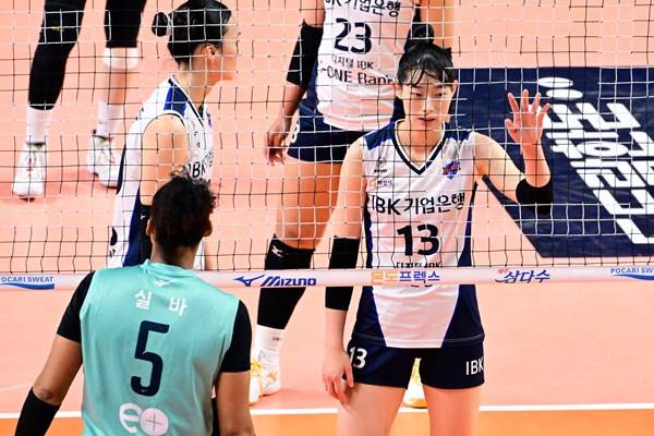 실바(왼쪽)·최정민. ⓒKOVO