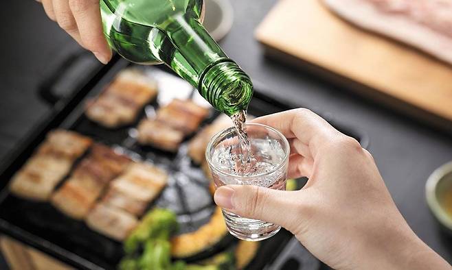 잦은 음주가 50세 미만 ‘젊은 대장암’ 발병 위험을 높이는 것으로 나타났다.