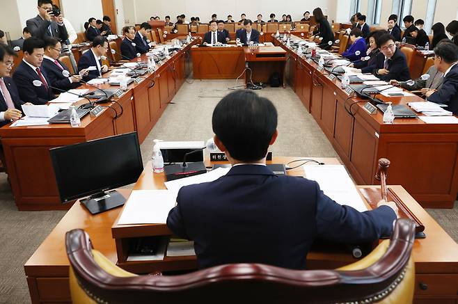 11월 15일 국회에서 기획재정위원회 조세소위원회가 열리고 있다. 연합뉴스