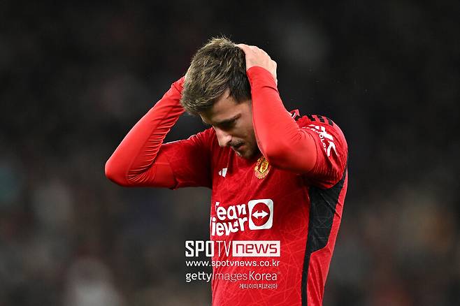 ▲ 30일(한국시간) 영국 유력지 '가디언'에 따르면, 마운트가 맨체스터 유나이티드 매각 대상자에 이름을 올렸다