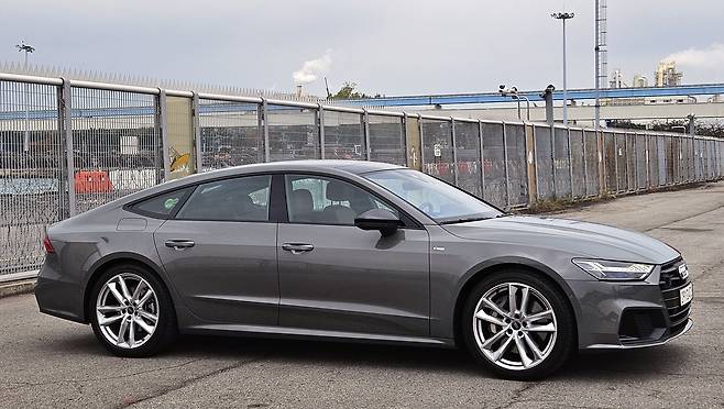 아우디 A7 PHEV. /고성민 기자