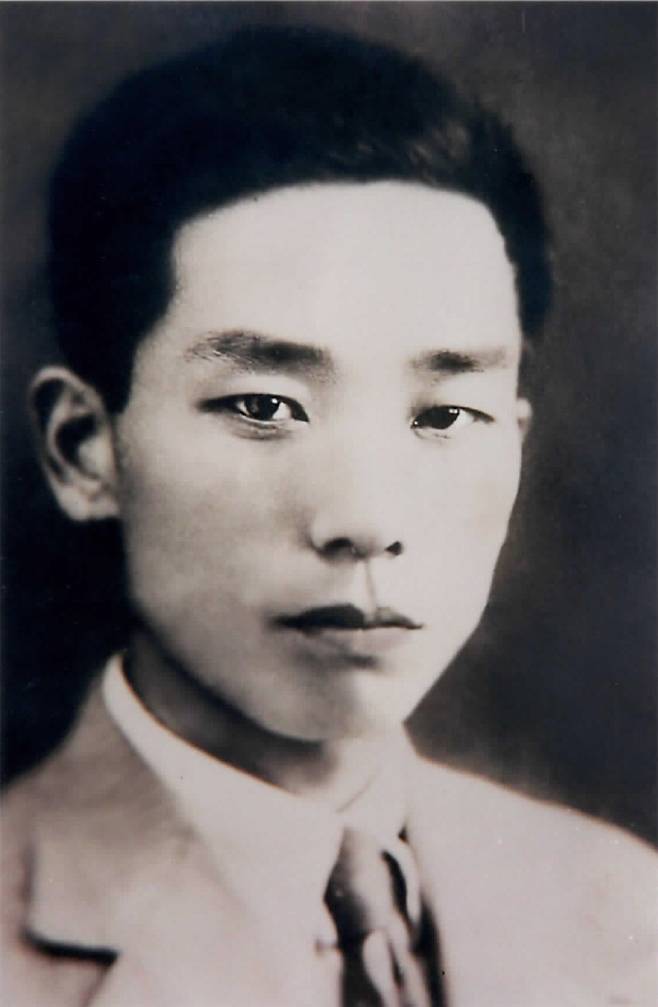 20대 중반 시절의 김단야. 김단야 손녀 김을숙 제공