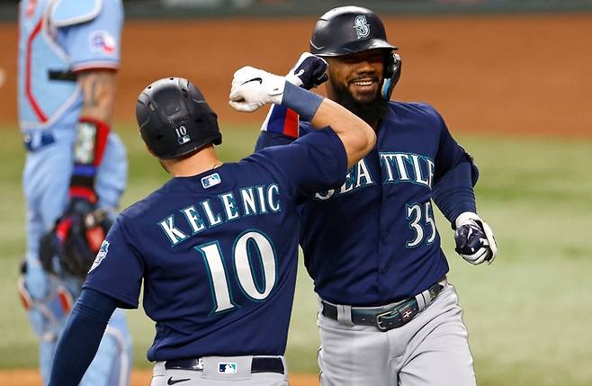 한 때 메이저리그 톱 유망주로 꼽혔던 외야수 재레드 켈닉. 5일 애틀랜타 브레이브스와 3대2 트레이드로 둥지를 바꿨다. AFP연합뉴스