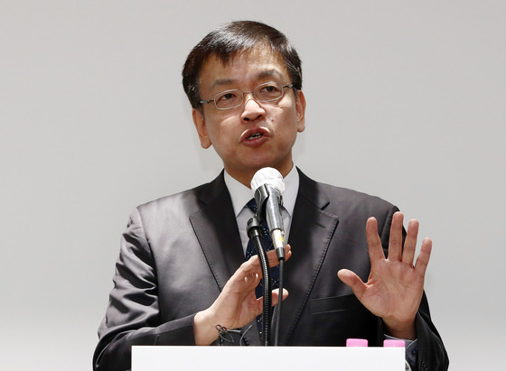 Finance minister nominee Choi Sang-mok speaks during a press conference held in central Seoul on Tuesday. [NEWS1]