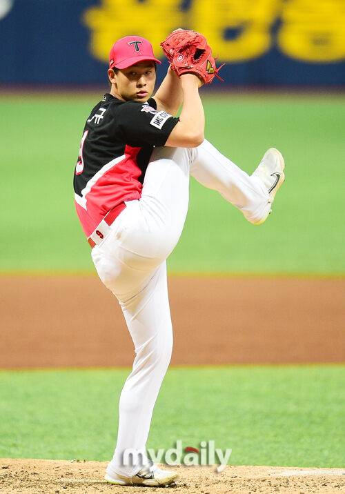 곽도규 '힘차게 던진다'/마이데일리