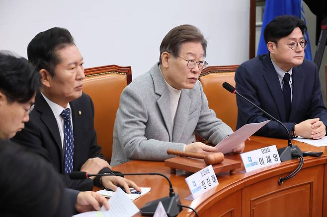 이재명 더불어민주당 대표가 6일 국회에서 열린 최고위원회의에서 발언하고 있다. [연합]