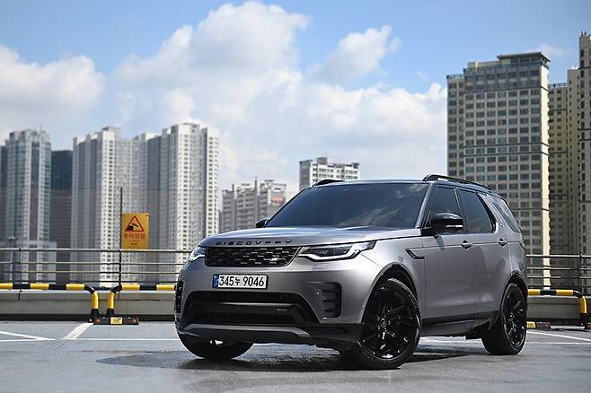 랜드로버 디스커버리 P360 R-다이내믹 SE. 김학수 기자