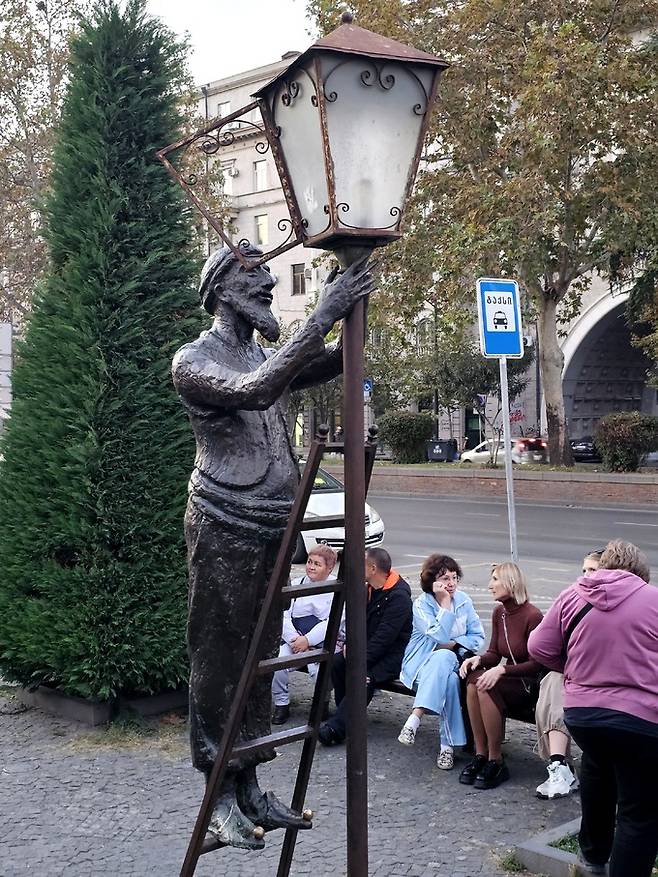 더 램프 라이터.