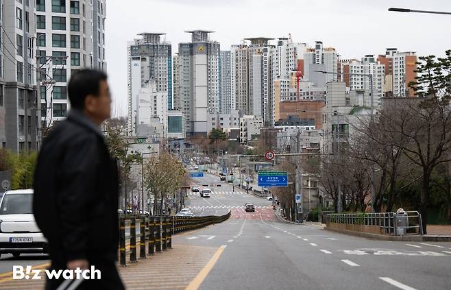 11일 서울 전체 지역에서 전세값이 가장 많이 상승한 용산구의 아파트단지가 보이고 있다./사진=이명근 기자 qwe123@