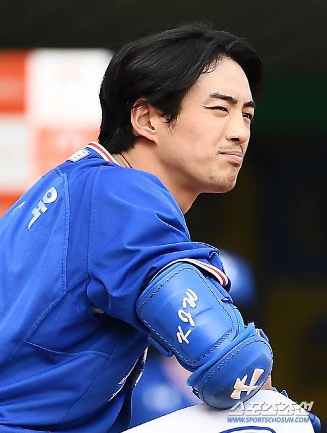 '잘 보일 사람 없다'며 시즌 중엔 수염 기를 때가 많은 구자욱. 스포츠조선 DB